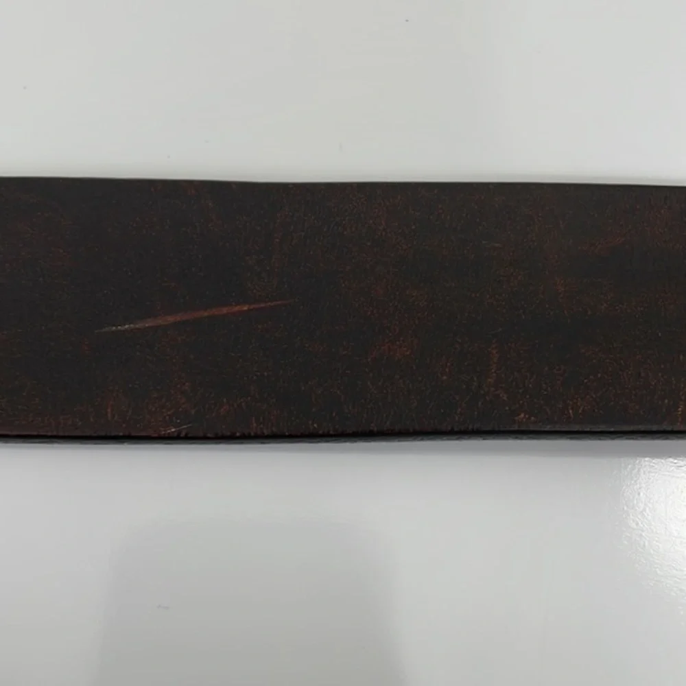 J‎ Crew men’s Size 36 distressed brown leather belt with silver buckle. GUC